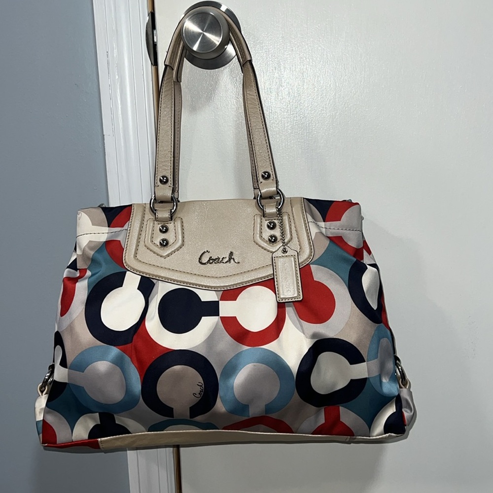 Coach shoulder bag